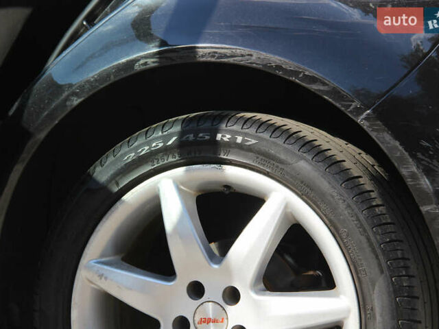 Черный Фольксваген Гольф, объемом двигателя 1.6 л и пробегом 240 тыс. км за 6000 $, фото 13 на Automoto.ua