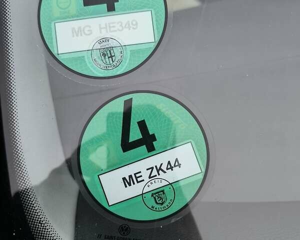 Чорний Фольксваген Гольф, об'ємом двигуна 1.6 л та пробігом 330 тис. км за 4900 $, фото 62 на Automoto.ua