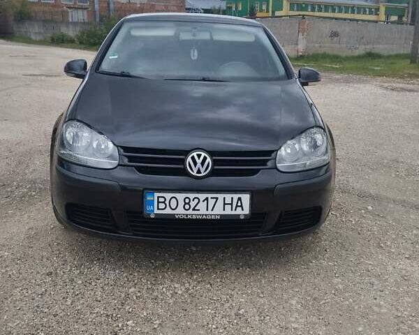 Черный Фольксваген Гольф, объемом двигателя 1.39 л и пробегом 246 тыс. км за 4450 $, фото 14 на Automoto.ua