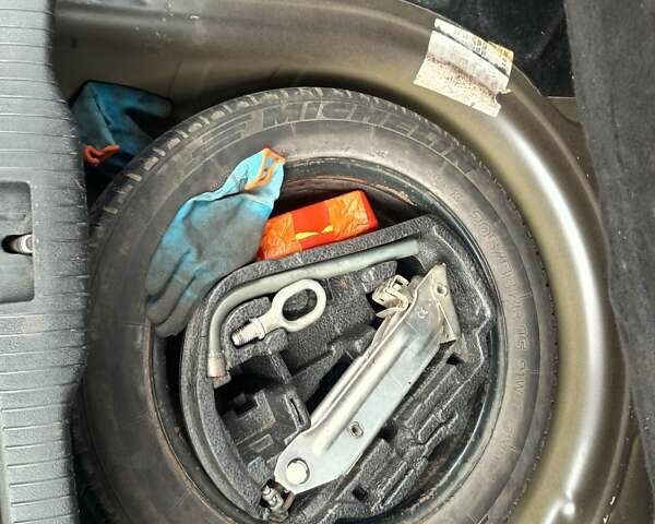 Чорний Фольксваген Гольф, об'ємом двигуна 1.6 л та пробігом 277 тис. км за 4350 $, фото 19 на Automoto.ua