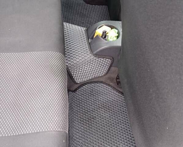 Черный Фольксваген Гольф, объемом двигателя 1.4 л и пробегом 164 тыс. км за 5500 $, фото 8 на Automoto.ua