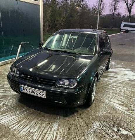 Черный Фольксваген Гольф, объемом двигателя 1.8 л и пробегом 230 тыс. км за 5500 $, фото 3 на Automoto.ua