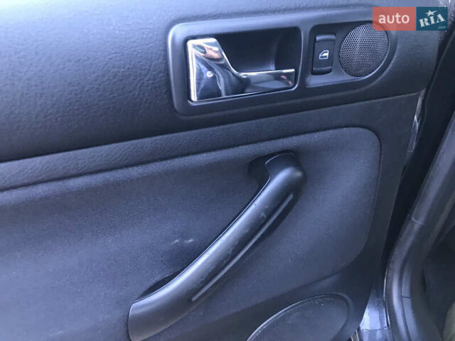 Черный Фольксваген Гольф, объемом двигателя 1.4 л и пробегом 177 тыс. км за 4486 $, фото 5 на Automoto.ua