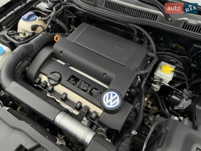 Черный Фольксваген Гольф, объемом двигателя 0 л и пробегом 187 тыс. км за 4790 $, фото 90 на Automoto.ua