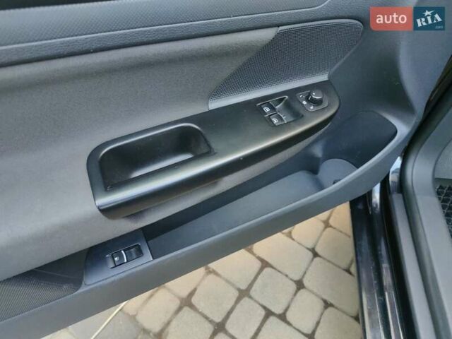 Черный Фольксваген Гольф, объемом двигателя 1.4 л и пробегом 277 тыс. км за 4800 $, фото 20 на Automoto.ua