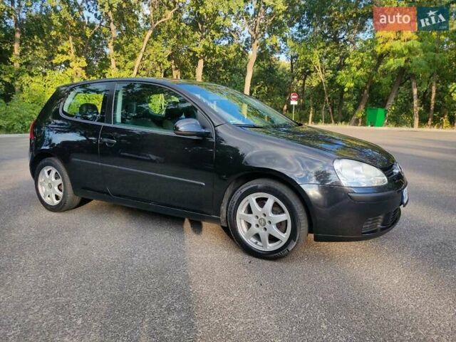 Черный Фольксваген Гольф, объемом двигателя 1.4 л и пробегом 277 тыс. км за 4800 $, фото 11 на Automoto.ua