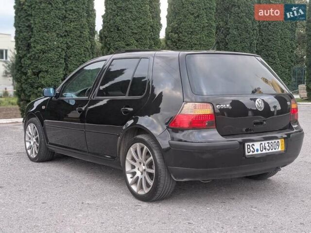 Черный Фольксваген Гольф, объемом двигателя 1.6 л и пробегом 221 тыс. км за 4600 $, фото 12 на Automoto.ua