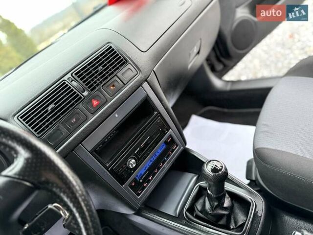 Черный Фольксваген Гольф, объемом двигателя 0 л и пробегом 187 тыс. км за 4790 $, фото 51 на Automoto.ua