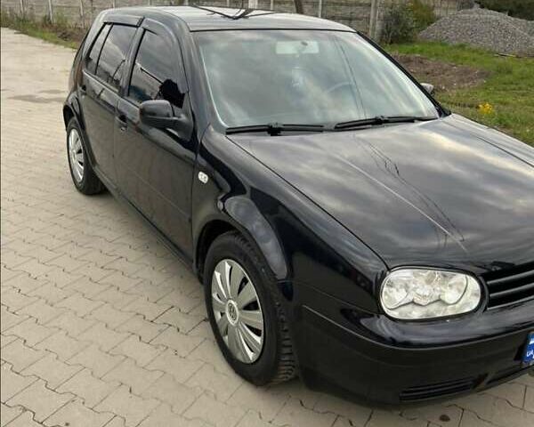 Чорний Фольксваген Гольф, об'ємом двигуна 1.39 л та пробігом 255 тис. км за 4500 $, фото 1 на Automoto.ua