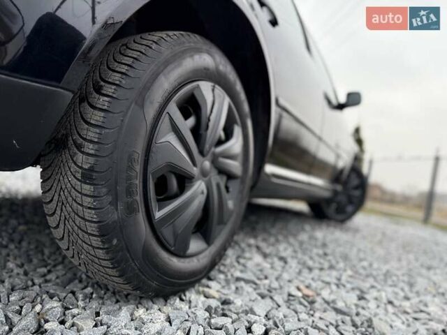 Черный Фольксваген Гольф, объемом двигателя 0 л и пробегом 187 тыс. км за 4790 $, фото 43 на Automoto.ua