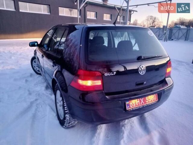 Черный Фольксваген Гольф, объемом двигателя 1.4 л и пробегом 172 тыс. км за 4199 $, фото 24 на Automoto.ua