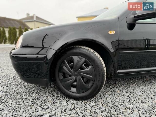 Черный Фольксваген Гольф, объемом двигателя 0 л и пробегом 187 тыс. км за 4790 $, фото 25 на Automoto.ua