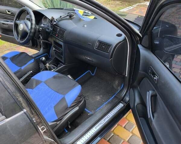 Фольксваген Гольф 2003 у Рівному на Automoto.ua Чорний Фольксваген Гольф, об'ємом двигуна 1.39 л та пробігом 341 тис. км за 4000 $, фото 19 на Automoto.ua