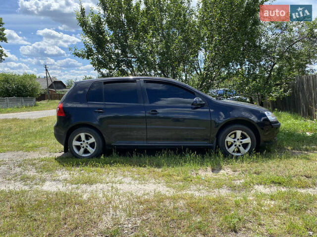 Черный Фольксваген Гольф, объемом двигателя 1.6 л и пробегом 245 тыс. км за 5400 $, фото 30 на Automoto.ua