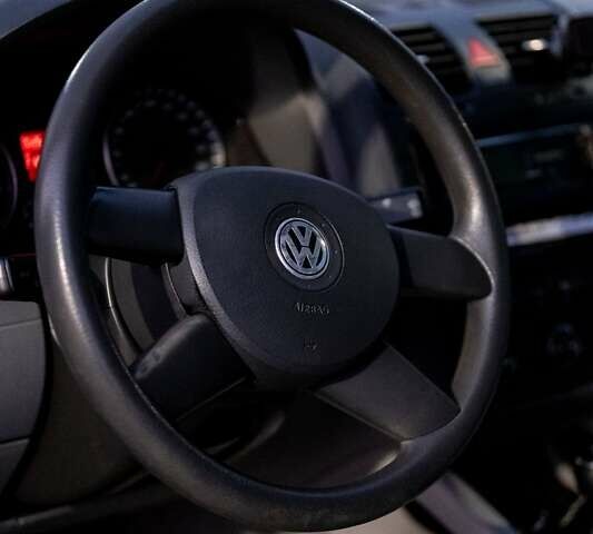 Чорний Фольксваген Гольф, об'ємом двигуна 1.4 л та пробігом 216 тис. км за 5200 $, фото 10 на Automoto.ua