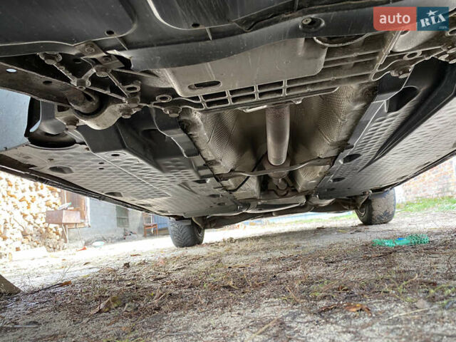 Черный Фольксваген Гольф, объемом двигателя 1.6 л и пробегом 245 тыс. км за 5400 $, фото 20 на Automoto.ua