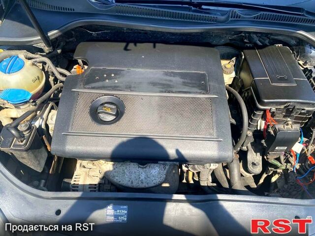 Чорний Фольксваген Гольф, об'ємом двигуна 1.4 л та пробігом 269 тис. км за 5199 $, фото 10 на Automoto.ua