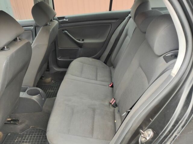 Черный Фольксваген Гольф, объемом двигателя 1.9 л и пробегом 306 тыс. км за 2200 $, фото 14 на Automoto.ua