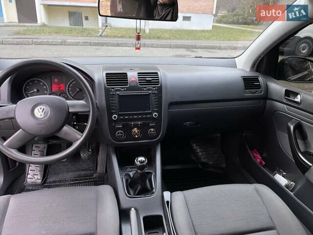 Чорний Фольксваген Гольф, об'ємом двигуна 1.4 л та пробігом 211 тис. км за 5000 $, фото 11 на Automoto.ua