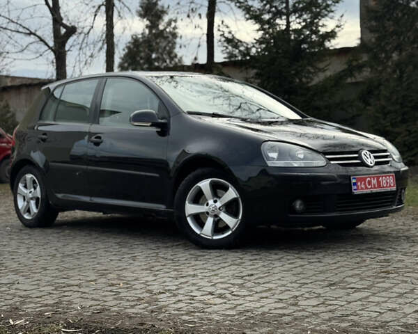 Черный Фольксваген Гольф, объемом двигателя 1.6 л и пробегом 200 тыс. км за 5200 $, фото 17 на Automoto.ua