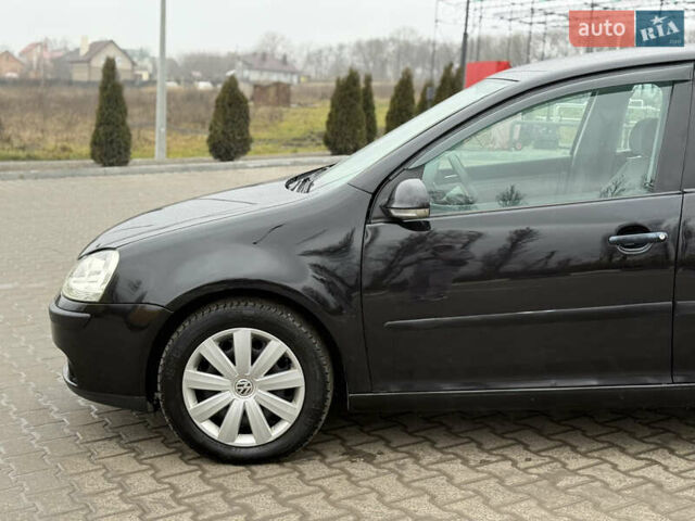 Чорний Фольксваген Гольф, об'ємом двигуна 1.6 л та пробігом 220 тис. км за 6250 $, фото 17 на Automoto.ua