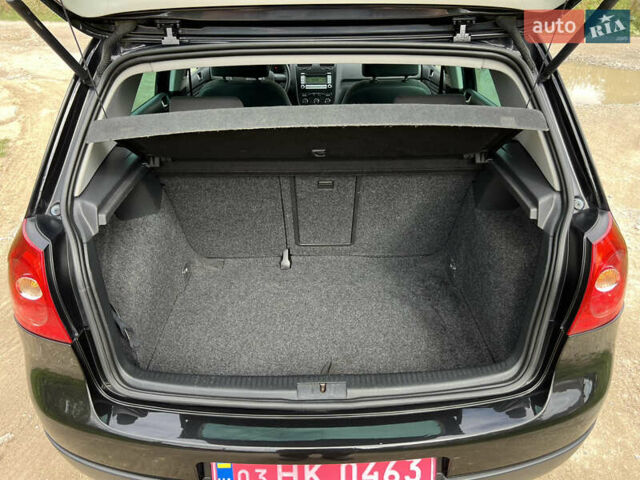 Черный Фольксваген Гольф, объемом двигателя 1.4 л и пробегом 175 тыс. км за 4900 $, фото 24 на Automoto.ua