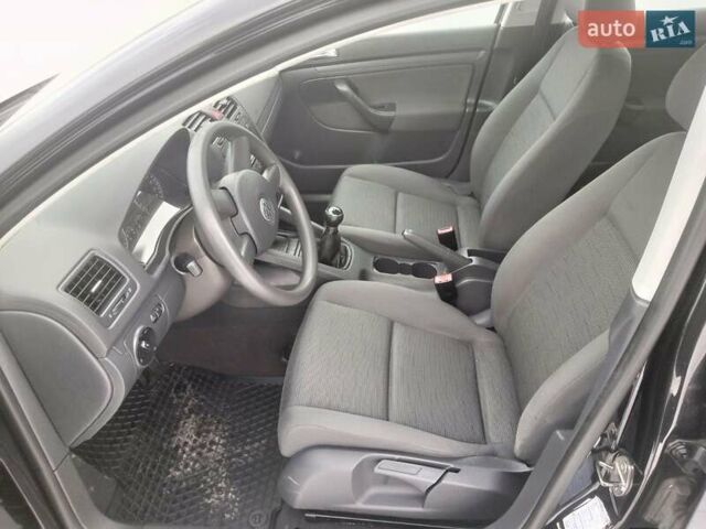 Чорний Фольксваген Гольф, об'ємом двигуна 1.4 л та пробігом 200 тис. км за 4900 $, фото 8 на Automoto.ua