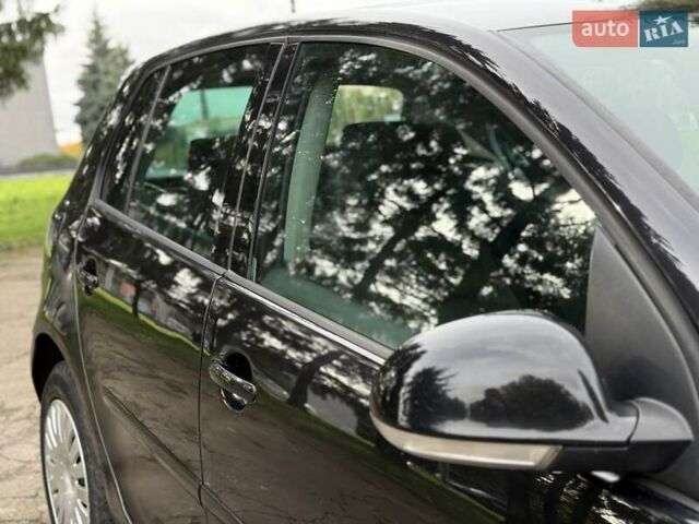 Черный Фольксваген Гольф, объемом двигателя 1.97 л и пробегом 418 тыс. км за 4650 $, фото 16 на Automoto.ua