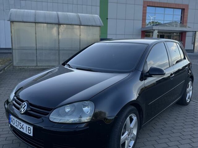 Черный Фольксваген Гольф, объемом двигателя 1.9 л и пробегом 289 тыс. км за 4999 $, фото 1 на Automoto.ua