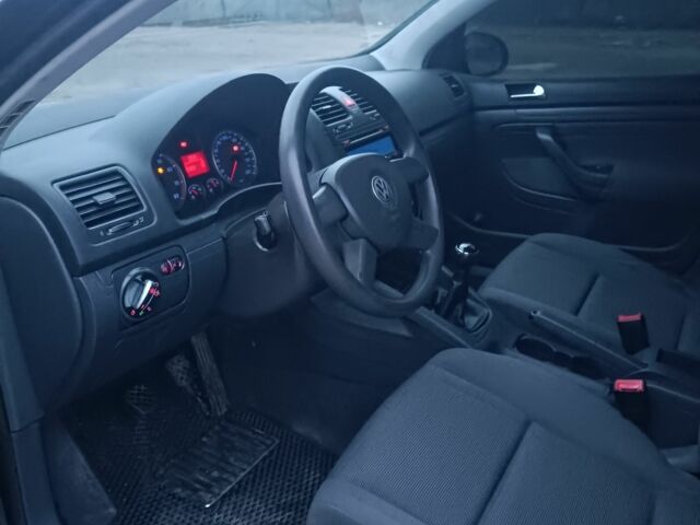 Чорний Фольксваген Гольф, об'ємом двигуна 1.6 л та пробігом 2 тис. км за 5500 $, фото 21 на Automoto.ua