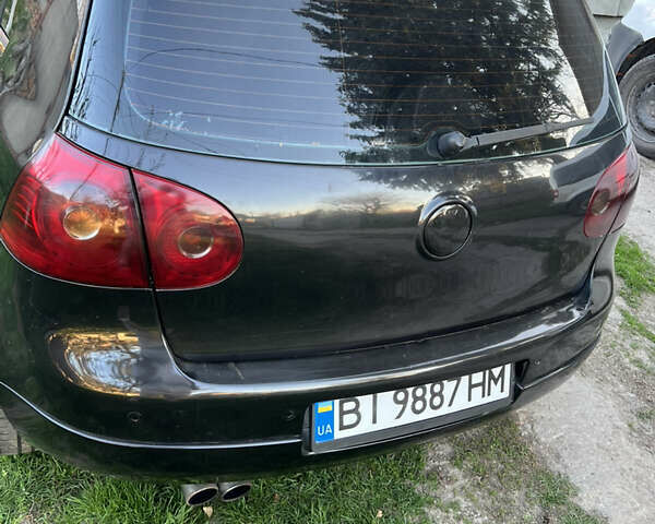 Чорний Фольксваген Гольф, об'ємом двигуна 1.97 л та пробігом 315 тис. км за 6000 $, фото 4 на Automoto.ua