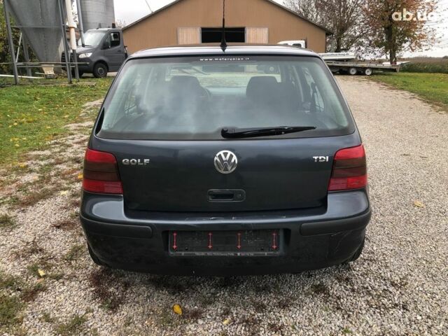 Черный Фольксваген Гольф, объемом двигателя 0 л и пробегом 254 тыс. км за 1300 $, фото 3 на Automoto.ua