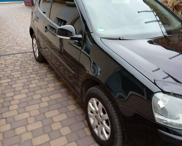 Черный Фольксваген Гольф, объемом двигателя 1.6 л и пробегом 246 тыс. км за 4900 $, фото 2 на Automoto.ua