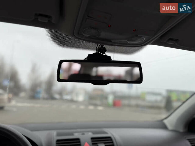 Чорний Фольксваген Гольф, об'ємом двигуна 1.6 л та пробігом 220 тис. км за 6250 $, фото 41 на Automoto.ua