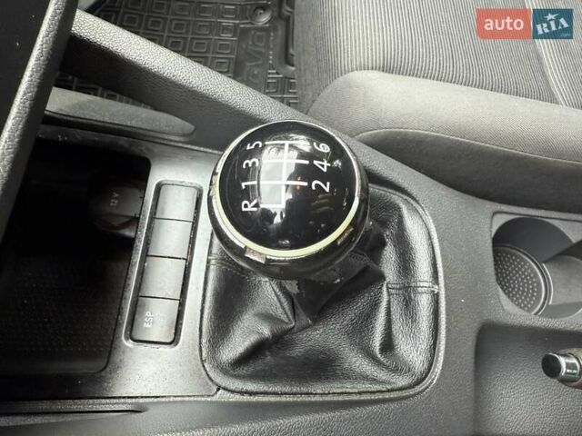 Черный Фольксваген Гольф, объемом двигателя 1.97 л и пробегом 418 тыс. км за 4650 $, фото 31 на Automoto.ua