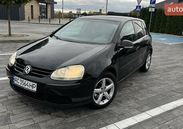 Фольксваген Гольф 2004 у Луцьку на Automoto.ua Чорний Фольксваген Гольф, об'ємом двигуна 1.39 л та пробігом 245 тис. км за 5000 $, фото 5 на Automoto.ua