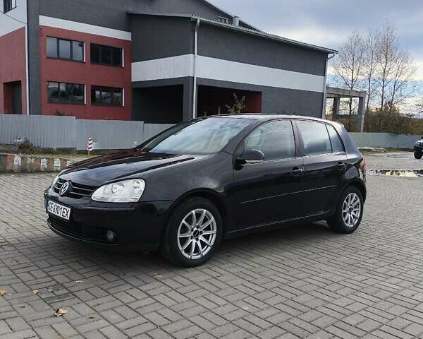 Фольксваген Гольф 2004 в Сторожинце на Automoto.ua Черный Фольксваген Гольф, объемом двигателя 1.6 л и пробегом 307 тыс. км за 5850 $, фото 1 на Automoto.ua