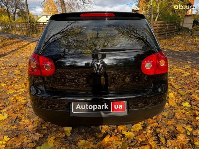 Черный Фольксваген Гольф, объемом двигателя 1.4 л и пробегом 214 тыс. км за 5490 $, фото 6 на Automoto.ua