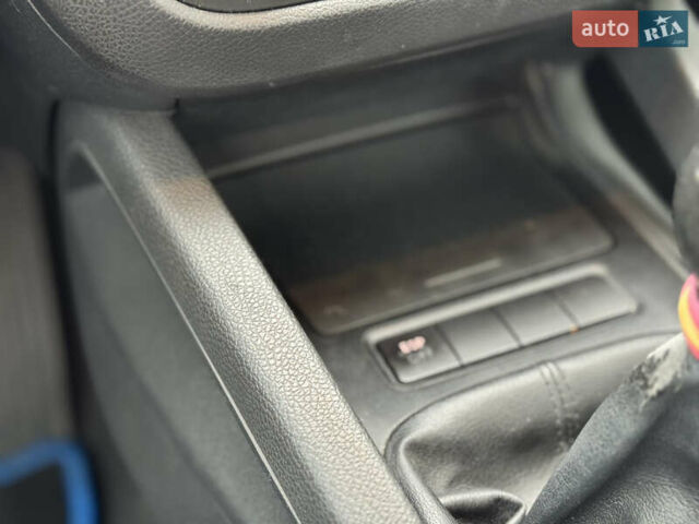 Черный Фольксваген Гольф, объемом двигателя 1.4 л и пробегом 197 тыс. км за 4999 $, фото 37 на Automoto.ua