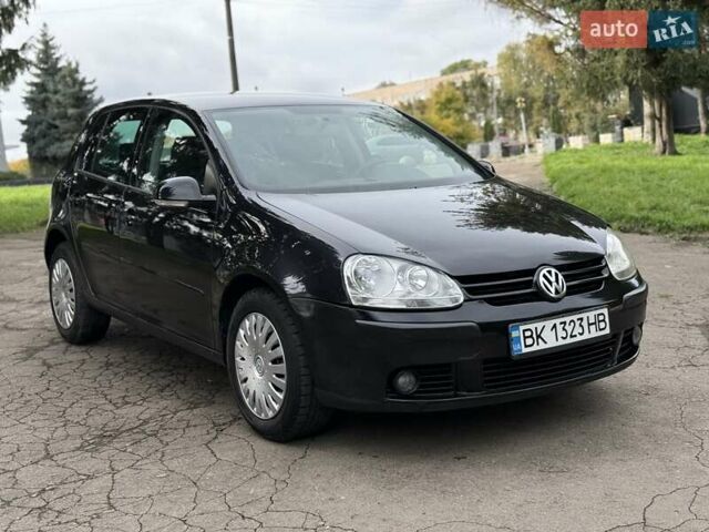 Черный Фольксваген Гольф, объемом двигателя 1.97 л и пробегом 418 тыс. км за 4650 $, фото 12 на Automoto.ua
