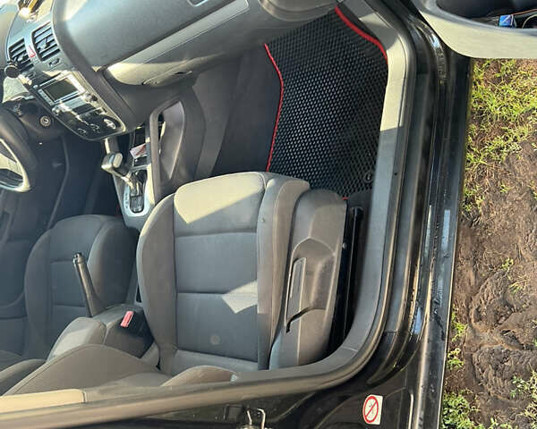 Чорний Фольксваген Гольф, об'ємом двигуна 1.97 л та пробігом 315 тис. км за 6000 $, фото 13 на Automoto.ua