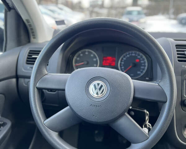 Чорний Фольксваген Гольф, об'ємом двигуна 1.6 л та пробігом 213 тис. км за 5800 $, фото 22 на Automoto.ua