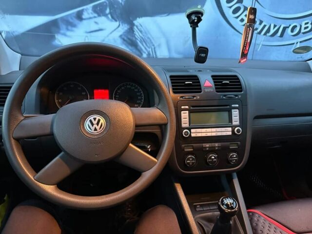 Черный Фольксваген Гольф, объемом двигателя 1.4 л и пробегом 191 тыс. км за 4307 $, фото 2 на Automoto.ua