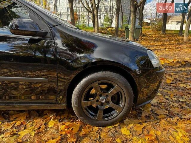 Черный Фольксваген Гольф, объемом двигателя 1.4 л и пробегом 214 тыс. км за 5490 $, фото 4 на Automoto.ua