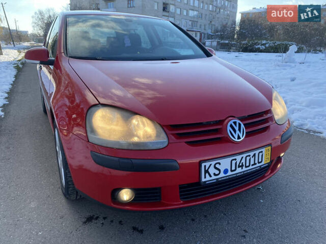 Черный Фольксваген Гольф, объемом двигателя 1.6 л и пробегом 231 тыс. км за 5150 $, фото 2 на Automoto.ua