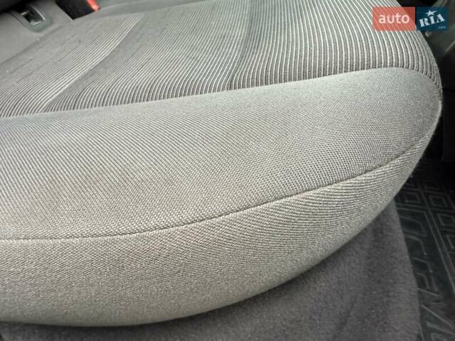 Черный Фольксваген Гольф, объемом двигателя 1.97 л и пробегом 418 тыс. км за 4650 $, фото 38 на Automoto.ua