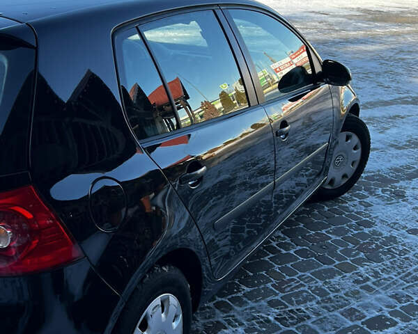 Черный Фольксваген Гольф, объемом двигателя 1.4 л и пробегом 254 тыс. км за 4499 $, фото 7 на Automoto.ua