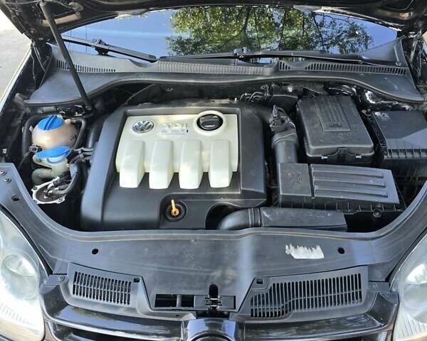 Черный Фольксваген Гольф, объемом двигателя 1.9 л и пробегом 302 тыс. км за 6000 $, фото 13 на Automoto.ua