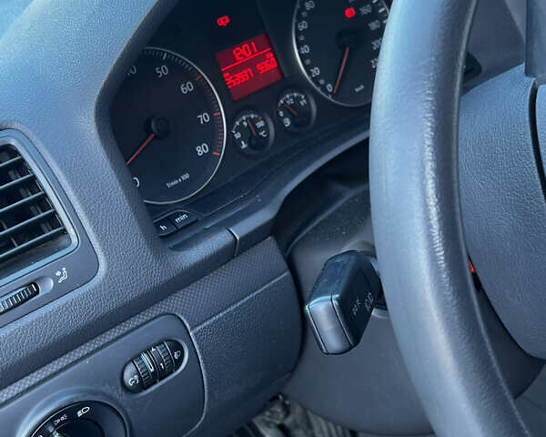 Черный Фольксваген Гольф, объемом двигателя 1.4 л и пробегом 254 тыс. км за 4499 $, фото 14 на Automoto.ua