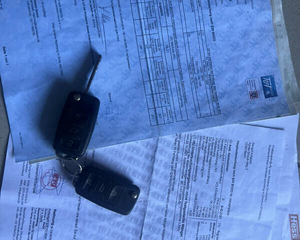 Черный Фольксваген Гольф, объемом двигателя 1.4 л и пробегом 175 тыс. км за 4900 $, фото 35 на Automoto.ua